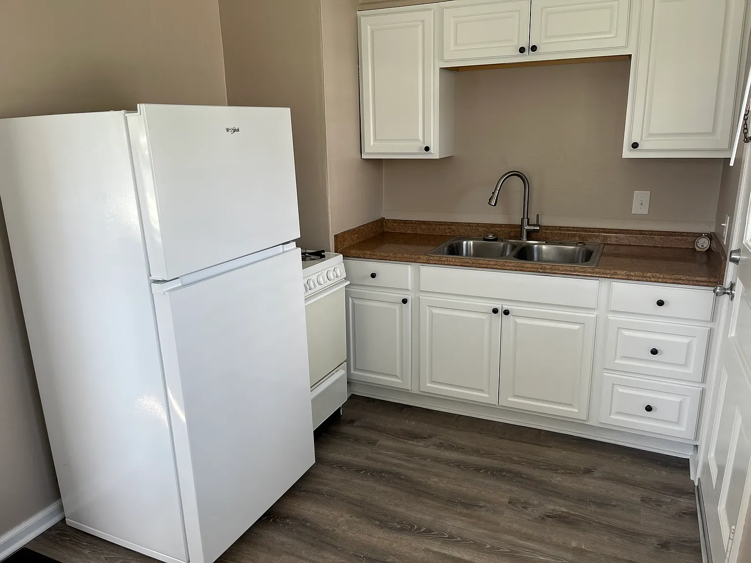 2 bed, 860 sqft, $1,450 — Photo 4