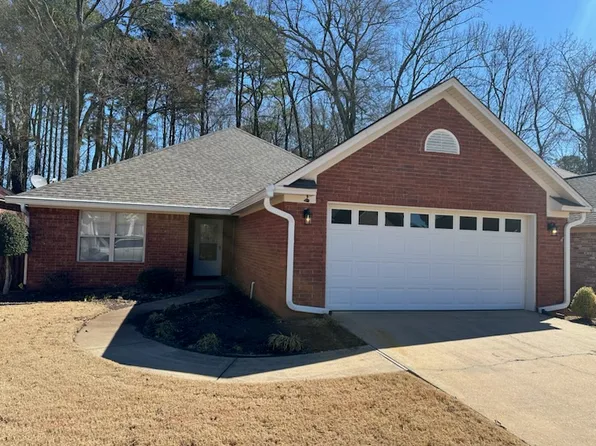 4808 Shoal Creek Dr, Benton, AR 72019