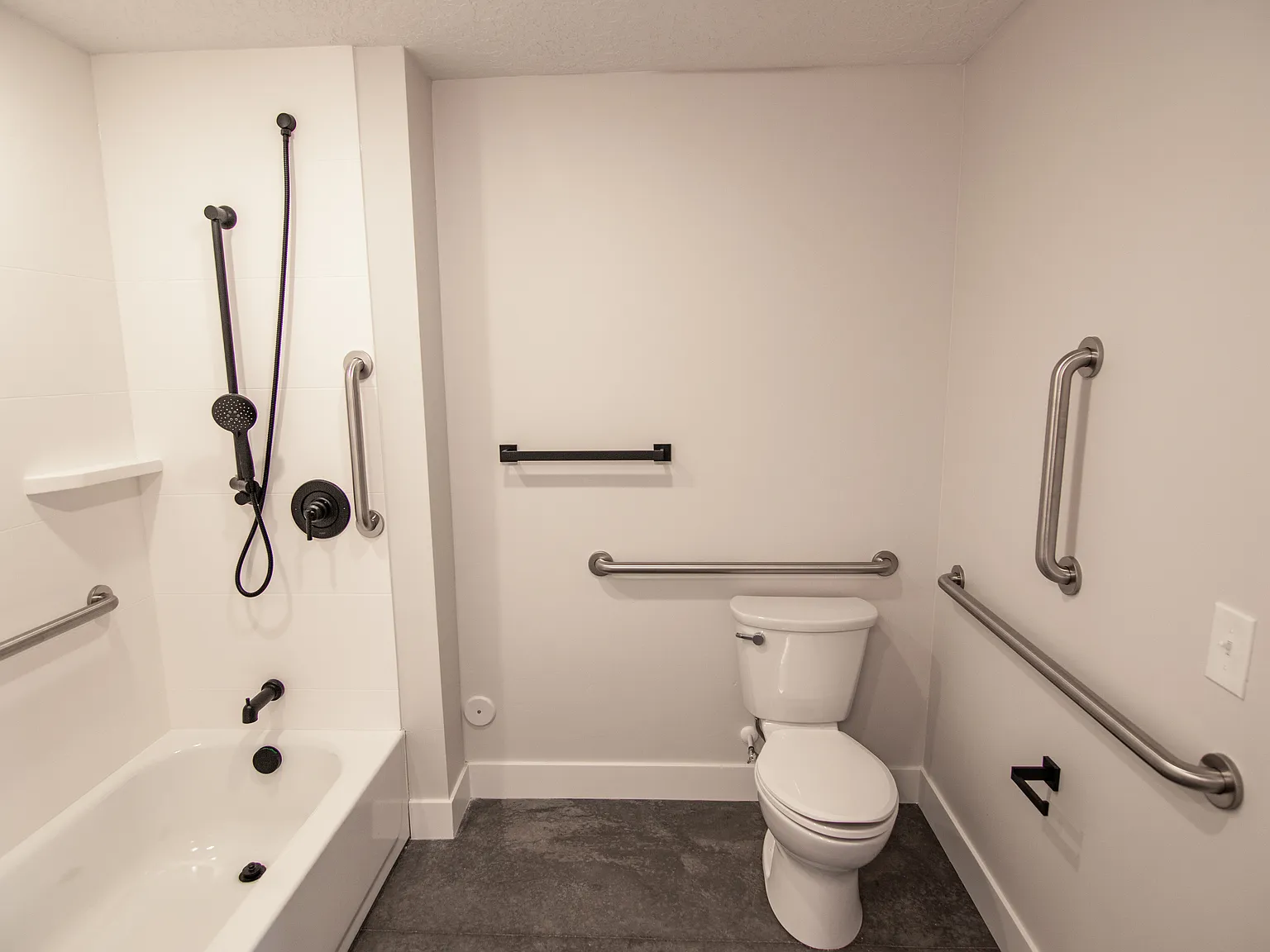 1 bed, 650 sqft, $1,595 — Photo 3