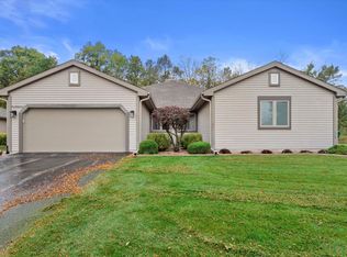 W175N8151 Robin CIRCLE #1, Menomonee Falls, WI