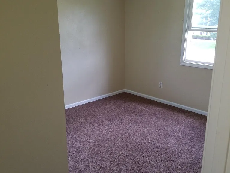 4233 Alhambra Dr — Photo 14