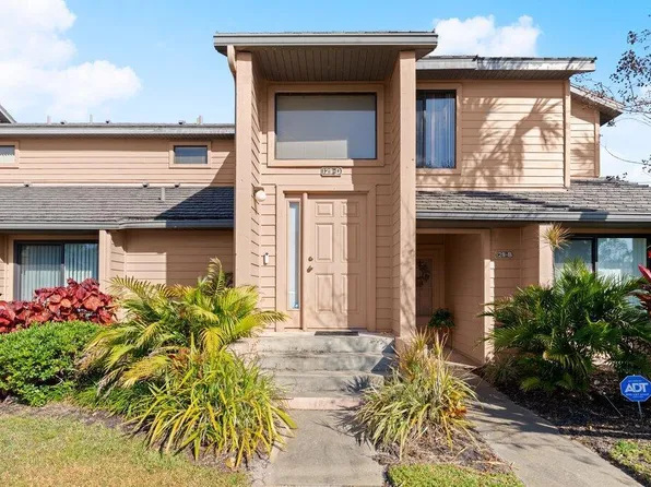 129 Blue Heron Dr APT D, Daytona Beach, FL 32119