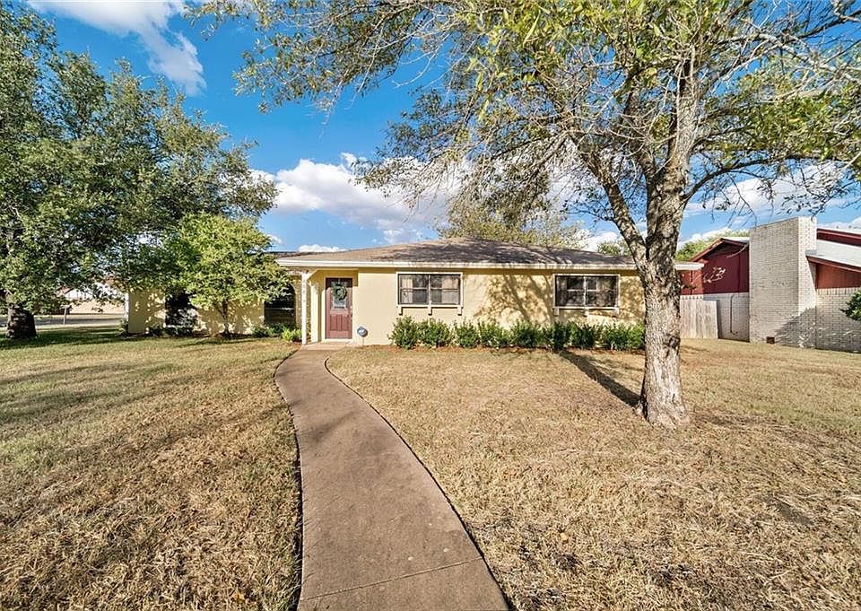 448 Lindenwood Ln W, Hewitt, TX 76643 Zillow