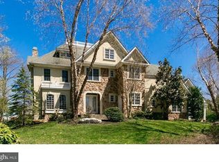 3 Cambridge Ct, Moorestown, NJ 08057