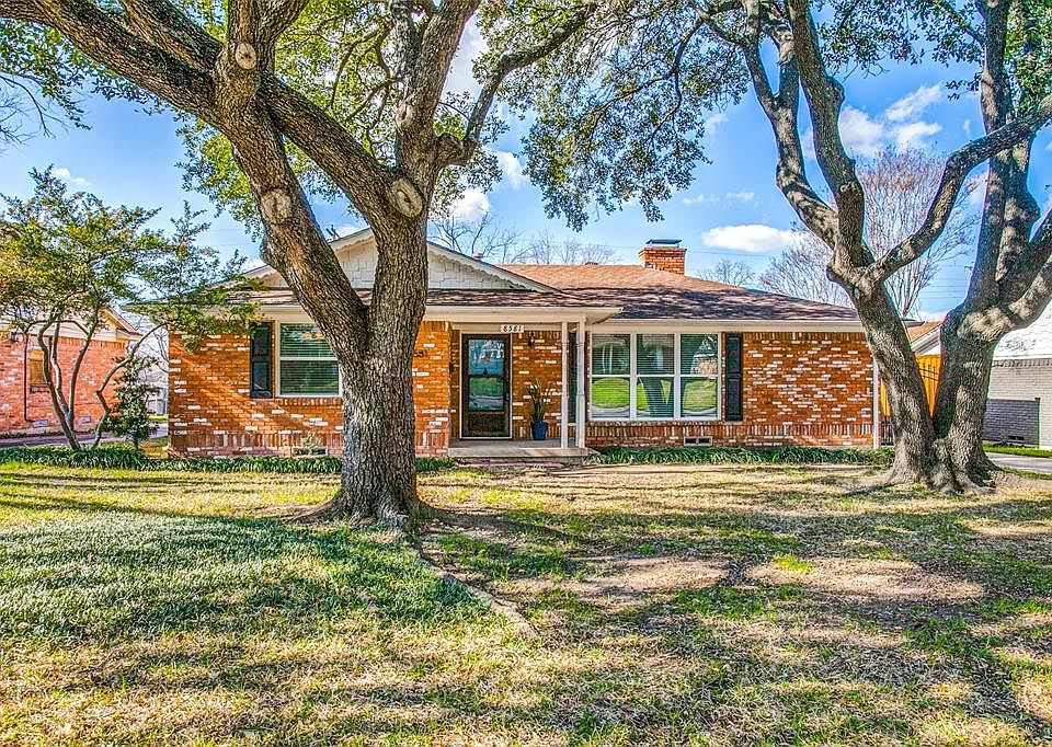 1st image of 8581 Sweetwater Dr
