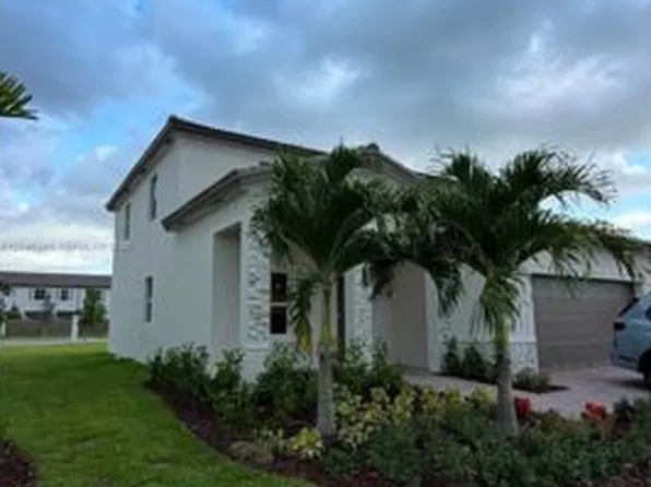 2475 SE 29th Dr, Homestead, FL 33035