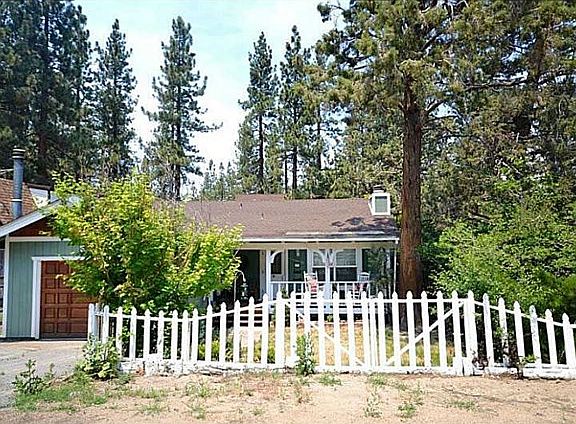 2nd image of 321 Sherwood Blvd