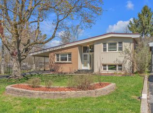 69 Campbell Cres, Kingston, ON K7M1Z6