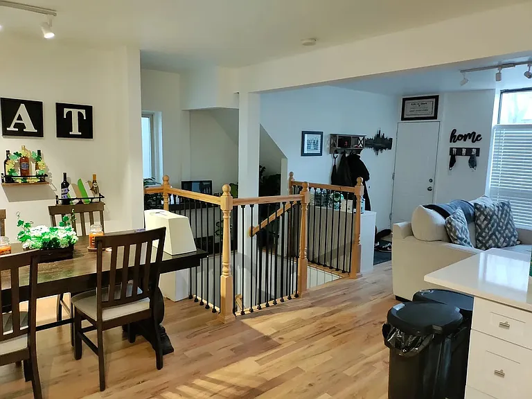 923 S Carpenter St #1F — Photo 7