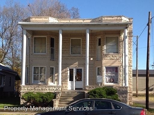 2nd image of 418 N 2nd St APT M