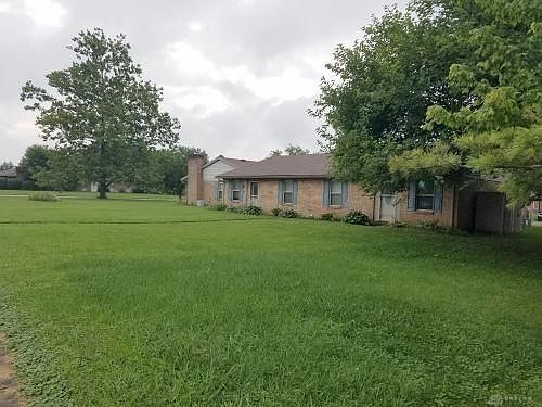 4th image of 8305 Woodgrove Ct