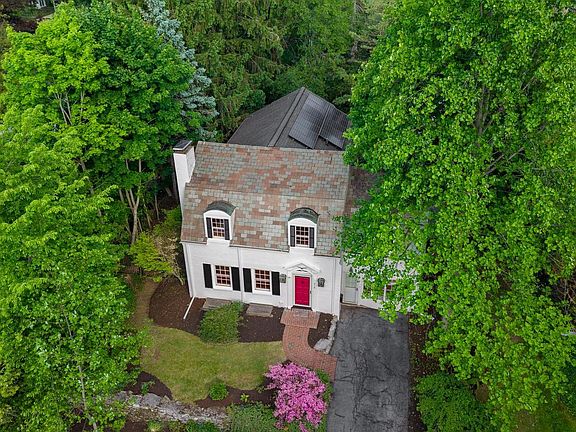 3rd image of 314 Adams Ave