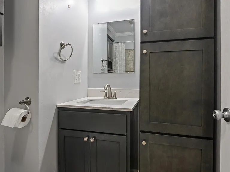 218 Debby Dr — Photo 26