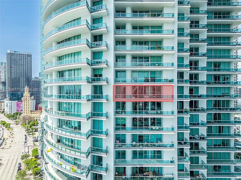 900 Biscayne Blvd #2408 — Photo 2