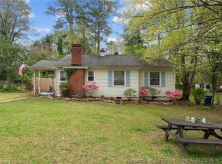 523 W Weatherspoon St, Sanford, NC 27330