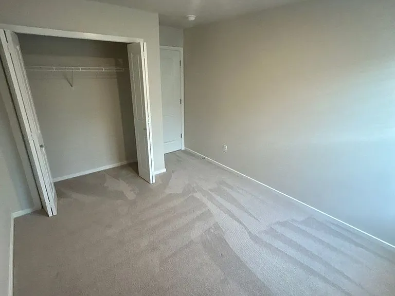 4809 Thyme Ave NE — Photo 30