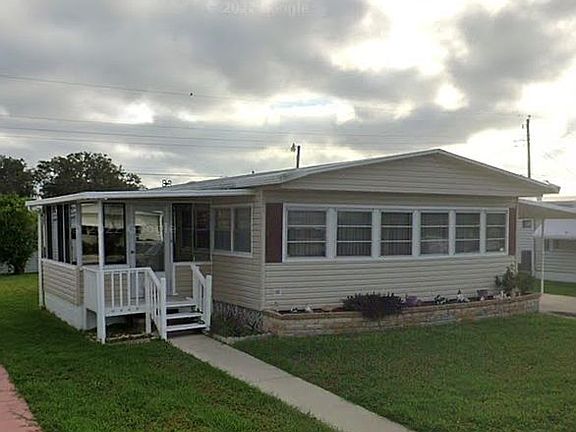 3rd image of 204 48th Avenue Ter W