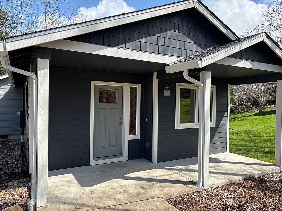 Front of duplex