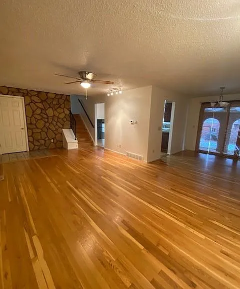 4332 S Everett St — Photo 4