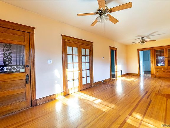 4th image of 303 W Irvington Place