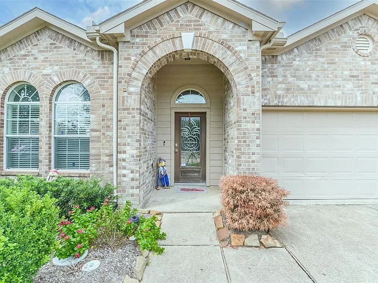 2503 Blue Reef Dr — Photo 2