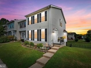 100 W Shetland Ct, Newark, DE 19711