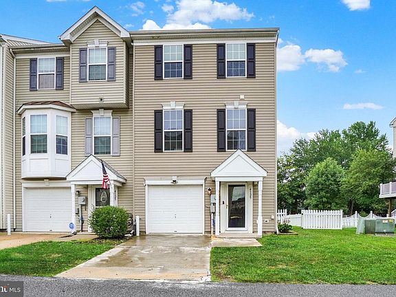 2nd image of 4129 Strawbridge Ct