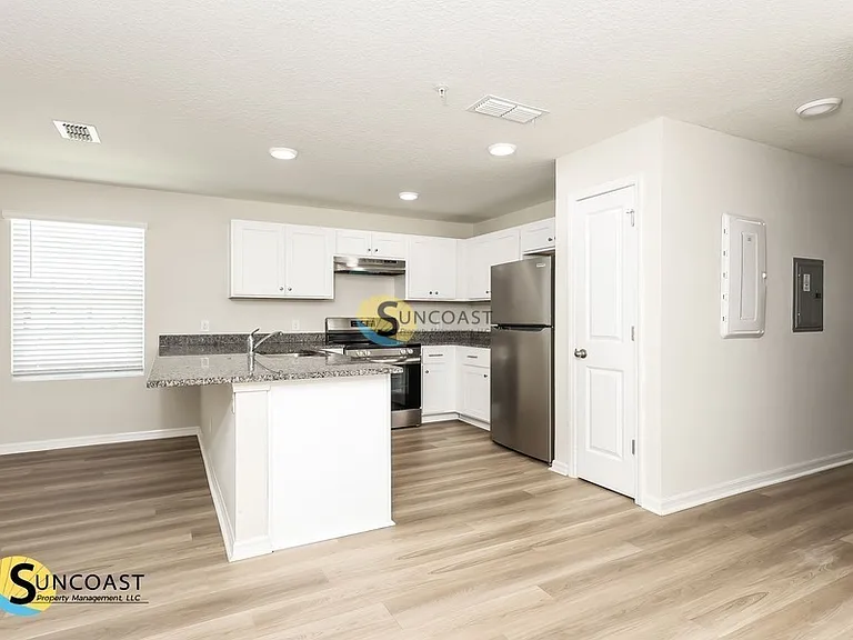 Oakfield at Mandarin — Photo 65