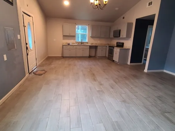 (undisclosed Address), Alvin, TX 77511