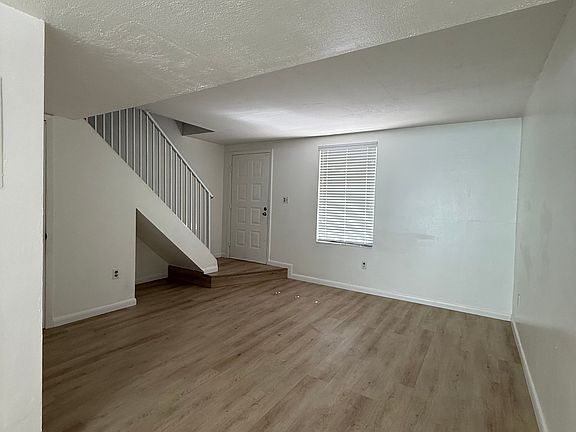 2nd image of 1701 W 42nd Pl APT 65