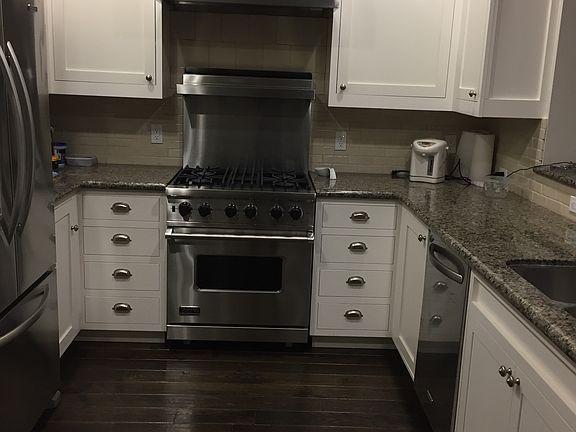 4th image of 4263 Pleasanton Ave