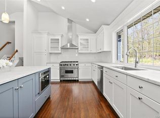 8 Fay Ln, South Salem, NY 10590