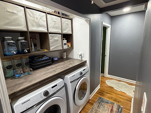 3rd image of 9707 Walnutwood Way