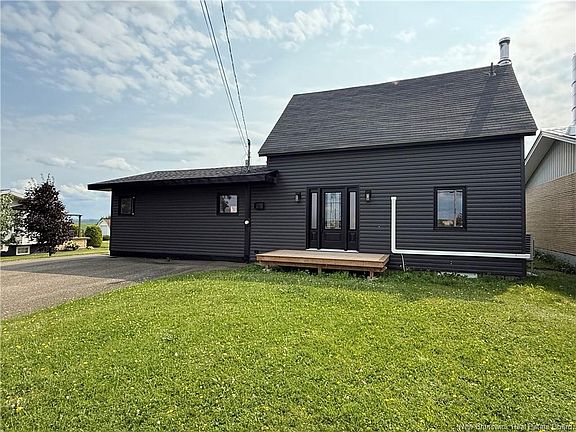 2nd image of 1522 Tobique Rd