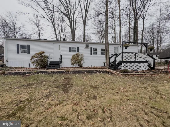 3 Hickory Ln, Quakertown, PA 18951