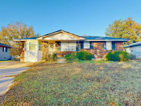 305 Gary St, Mangum, OK 73554