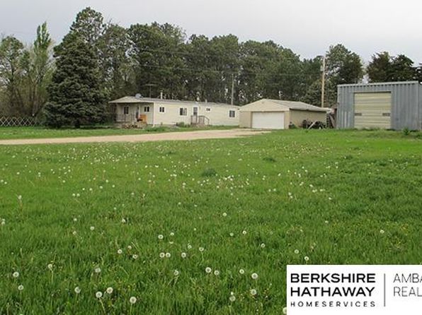1062 County Road T, Fremont, NE 68025