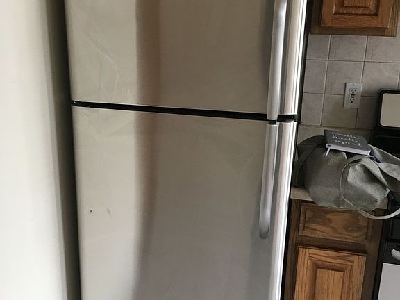 5th image of 3418 43rd St APT 3L
