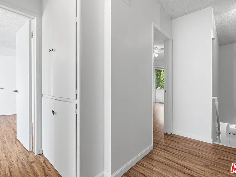 2332 S Beverly Glen Blvd #5 — Photo 16