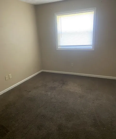 902 Villa Dr #6 — Photo 6