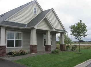 12350 Alamo Cir NE UNIT B, Blaine, MN 55449