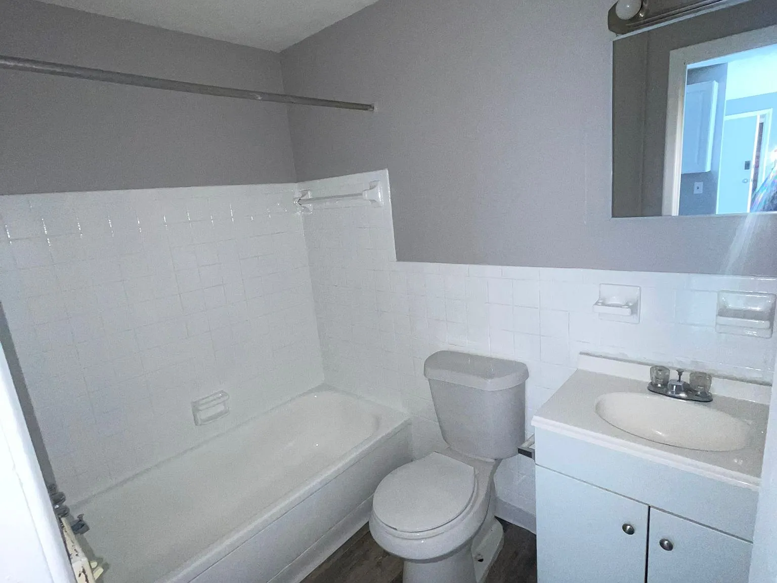 2 bed, 700 sqft, $900 — Photo 4