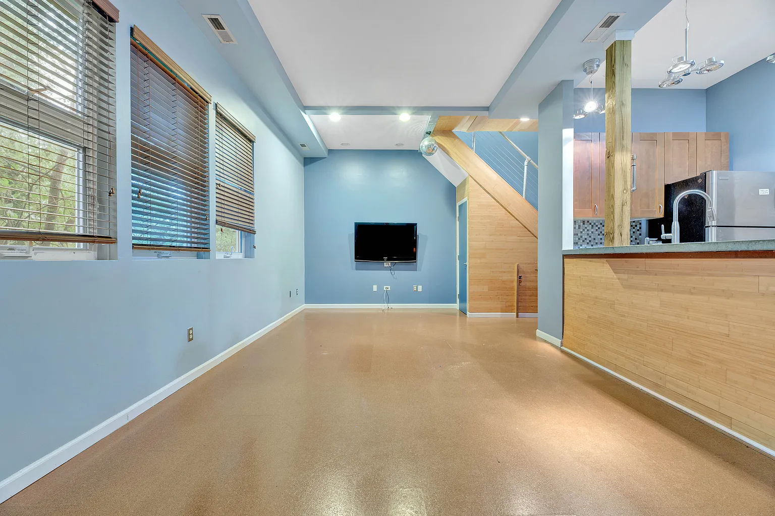 3051 N St SE photo 1