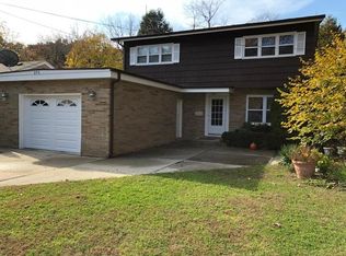 236 S Orchard Ave, Waukegan, IL 60085