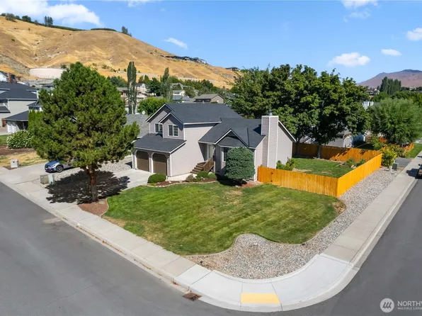 1902 Pensione Place, Wenatchee, WA 98801