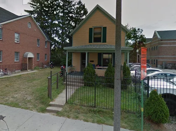 122 Division St, East Lansing, MI 48823