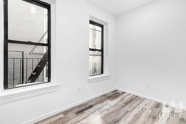 Rented by R New York | media 9