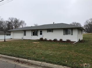 403 E Marshall St, Toledo, IA 52342