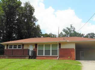 320 Ridgeview Dr, Oliver Springs, TN 37840