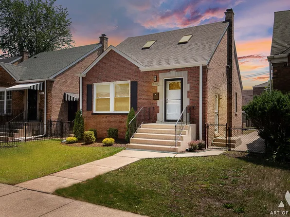 (undisclosed Address), Chicago, IL 60620